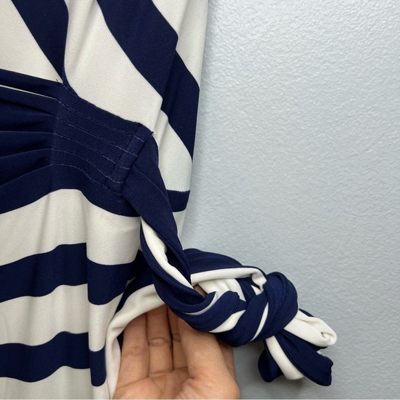 LAUREN RALPH LAUREN SLEEVELESS BLUE /IVORY STRIPED WOMENS DRESS WITH BELT -4 P - Picture 8 of 13